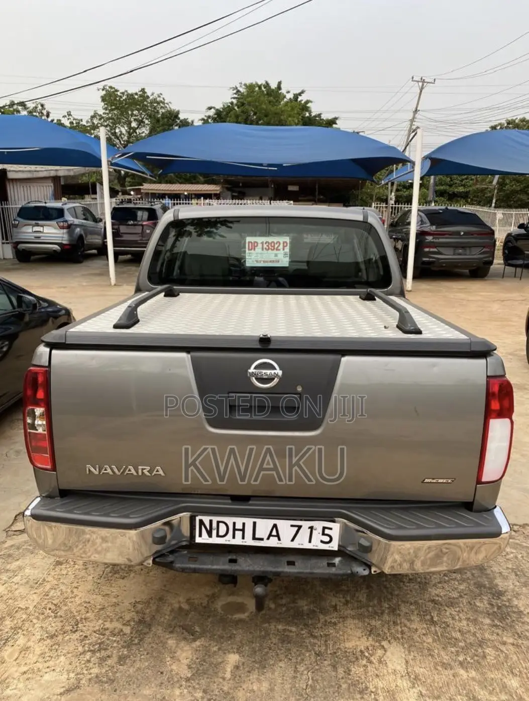Nissan Navara 2016 Gray