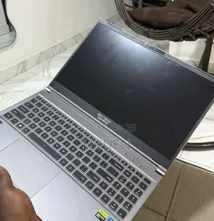 New Laptop Asus TUF Gaming FX504 16GB Intel Core i5 SSD 1T