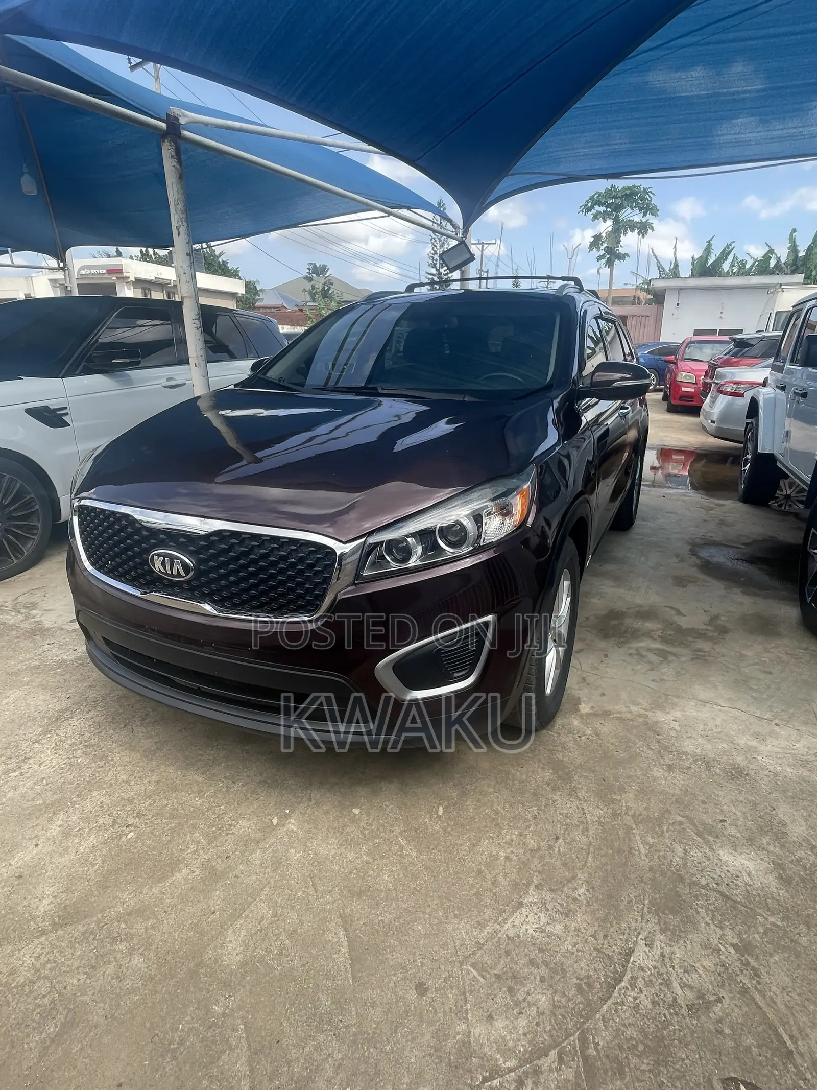 Kia Sorento 4dr SUV 2016 Brown