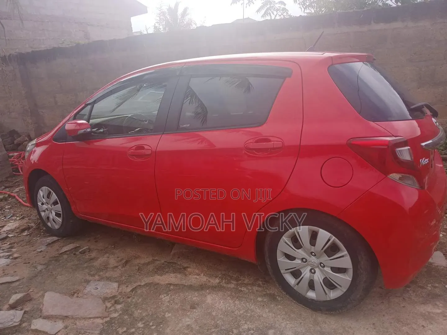 Toyota Vitz 2015 Red