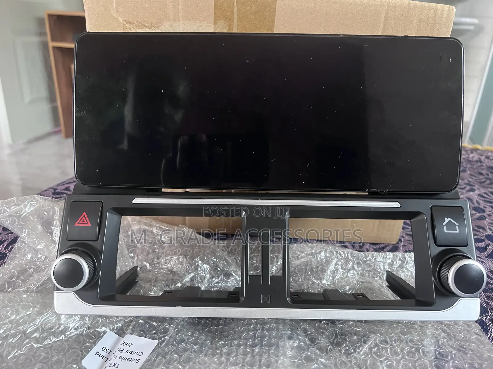 2009 Land Cruiser Prado Premium Ultrawide Apple Carplay Screen