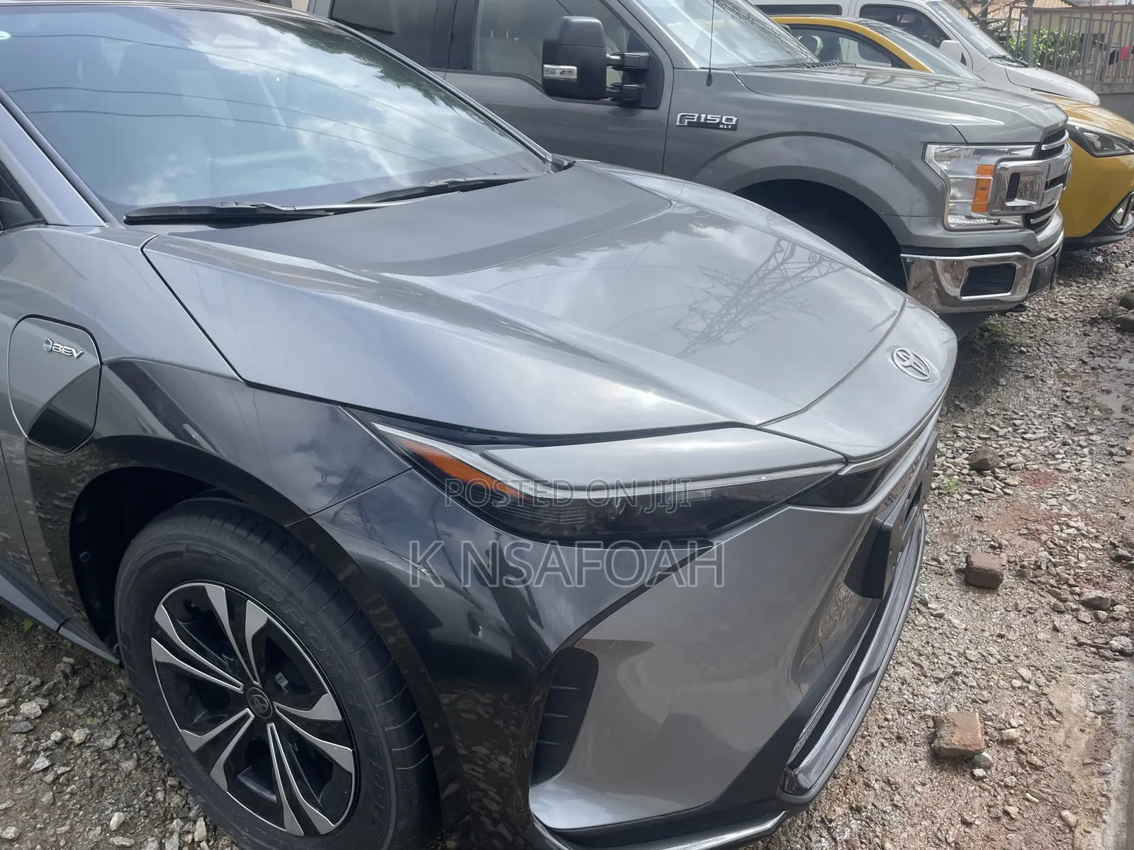 New Toyota bZ4X Limited AWD 2024 Gray