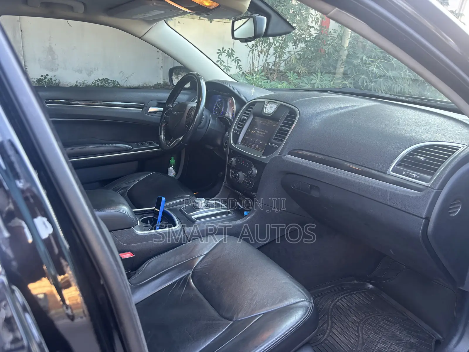 Chrysler 300C Platinum AWD 2015 Black