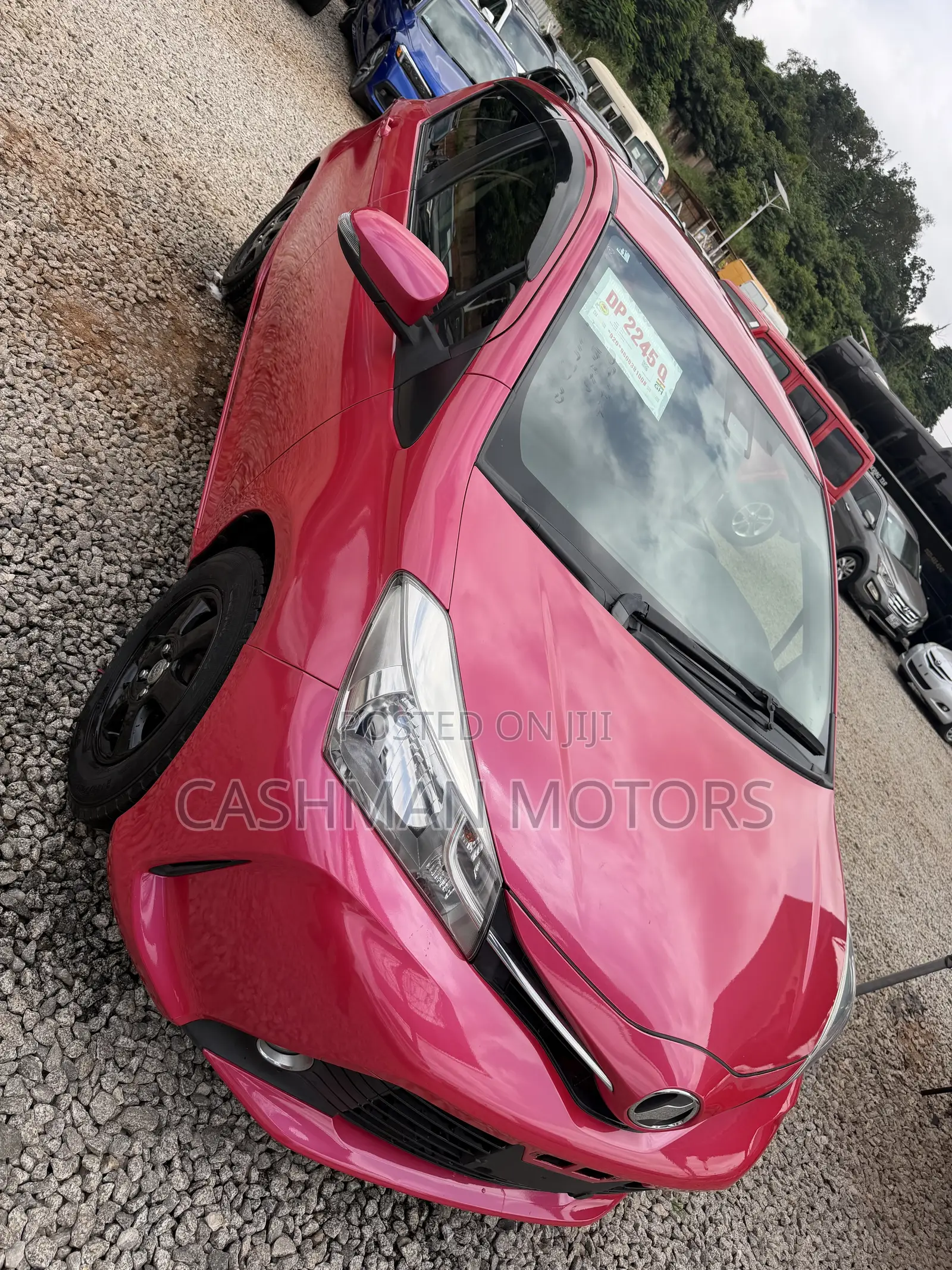 Toyota Vitz 1.3 FWD 3dr 2015 Pink