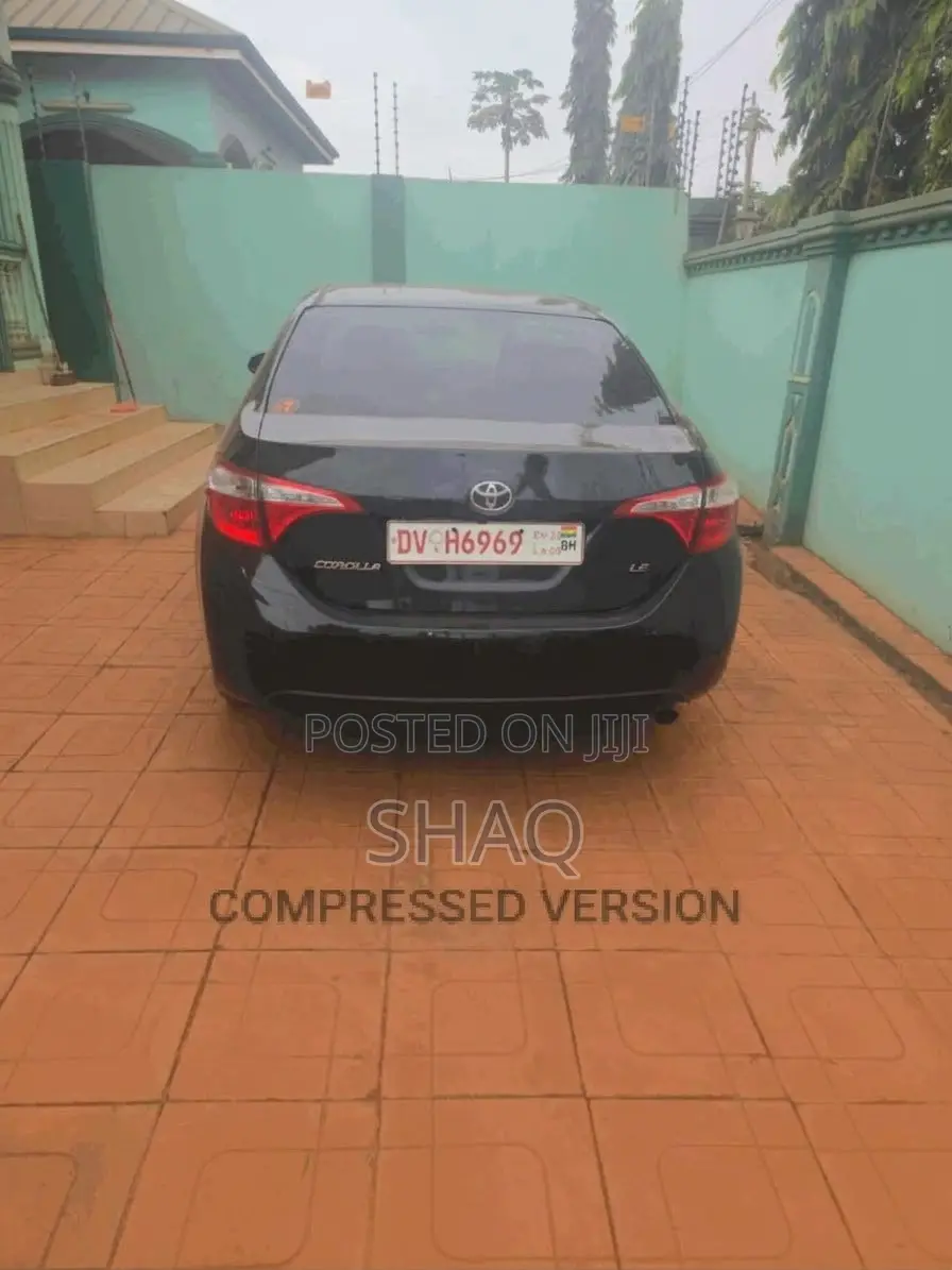 Toyota Corolla 2016 Black