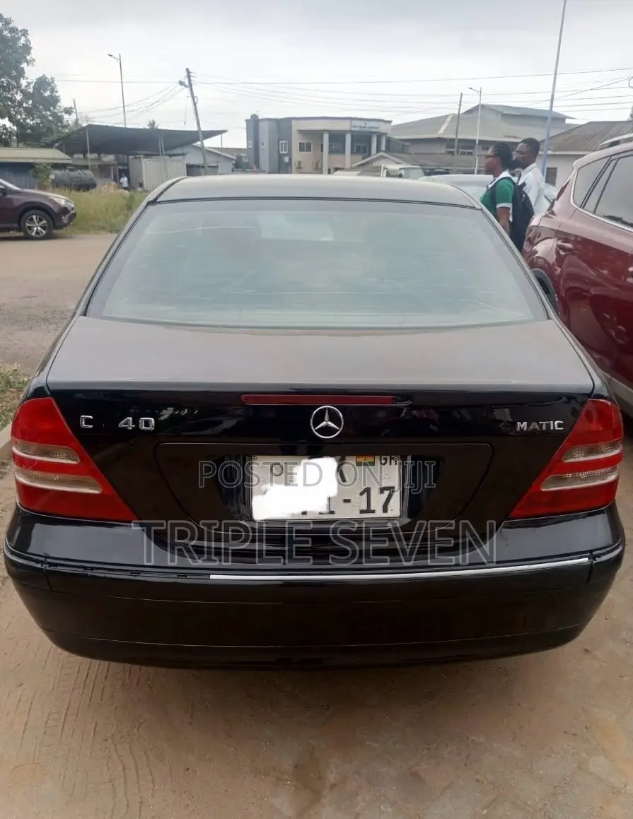Mercedes-Benz C240 2005 Black