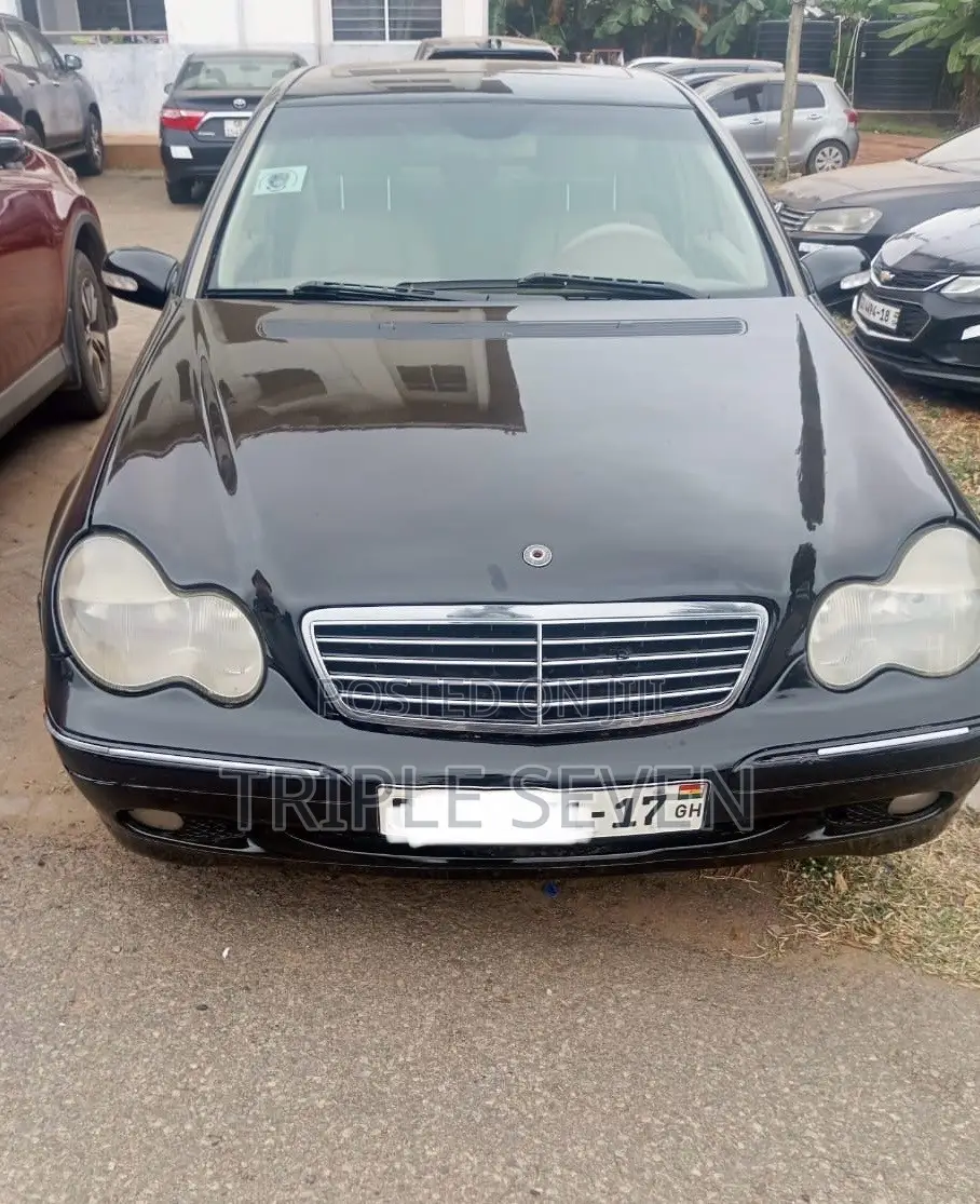 Mercedes-Benz C240 2005 Black
