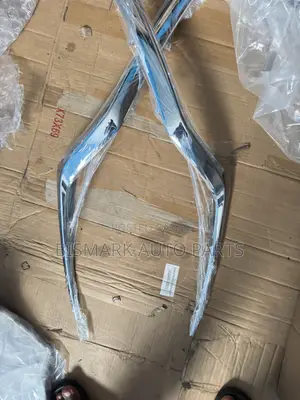 Honda CRV 2017 2018 2019 Headlight Chrome