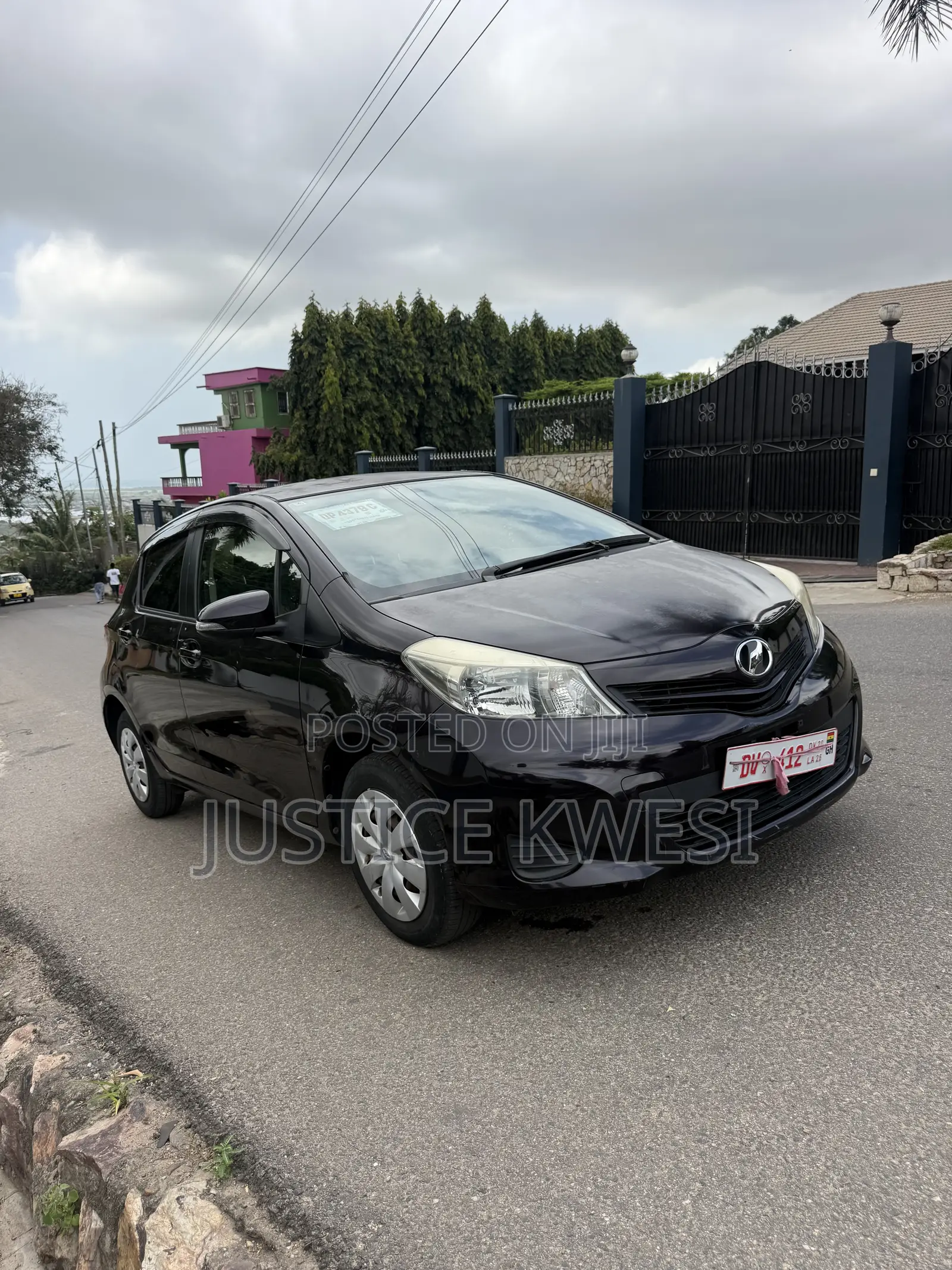 Toyota Vitz 1.5 FWD 3dr 2013 Brown