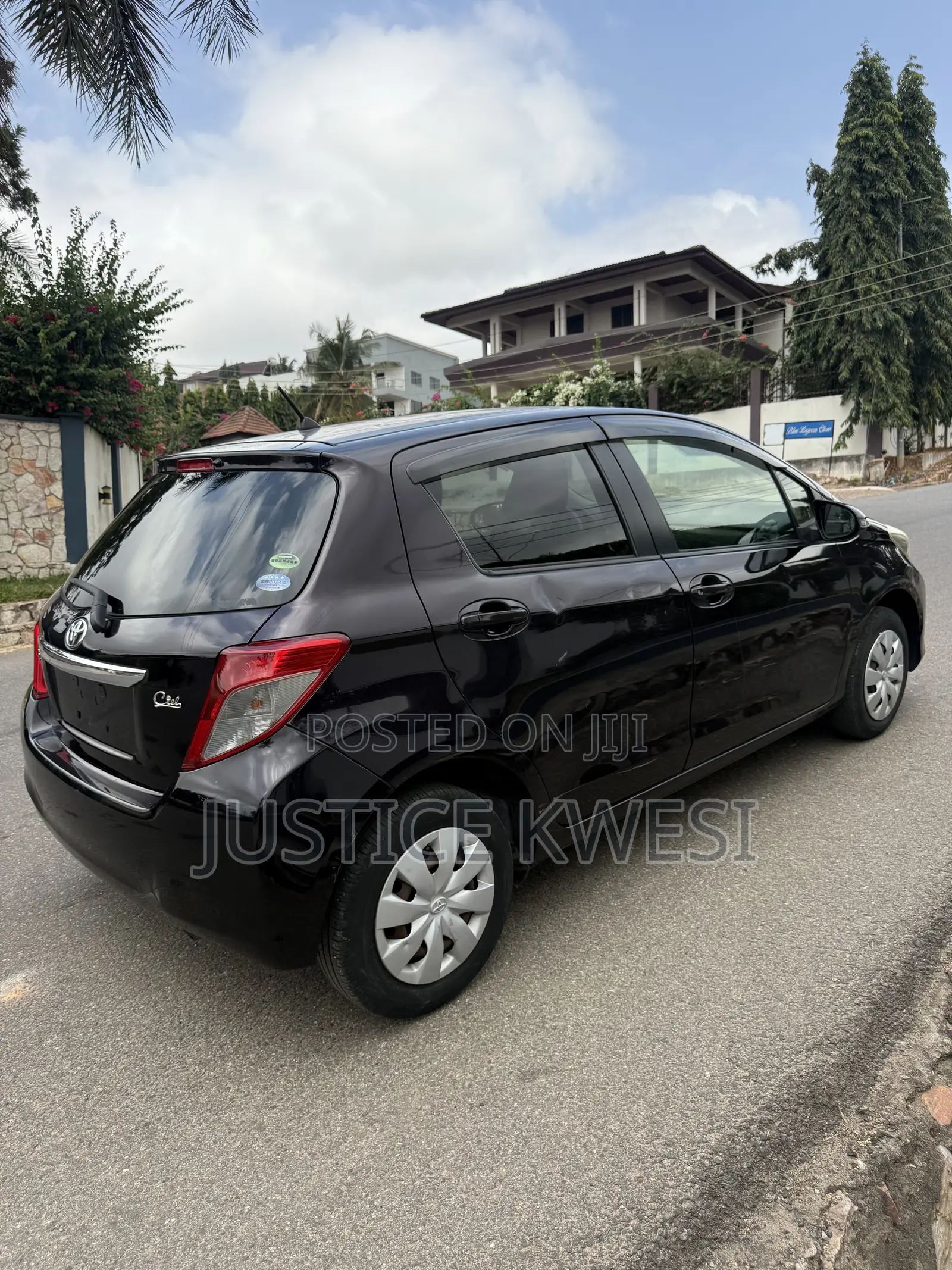 Toyota Vitz 1.5 FWD 3dr 2013 Brown