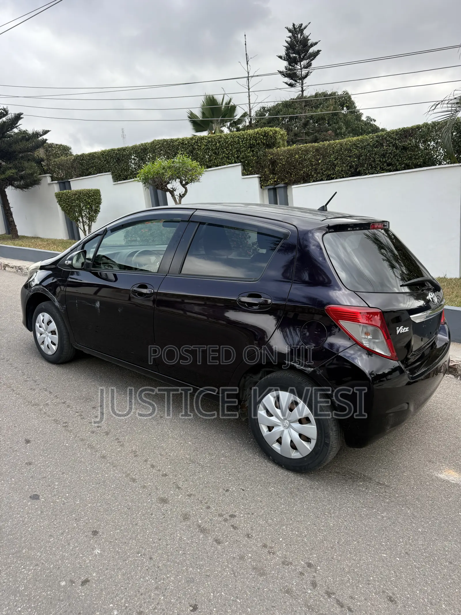 Toyota Vitz 1.5 FWD 3dr 2013 Brown