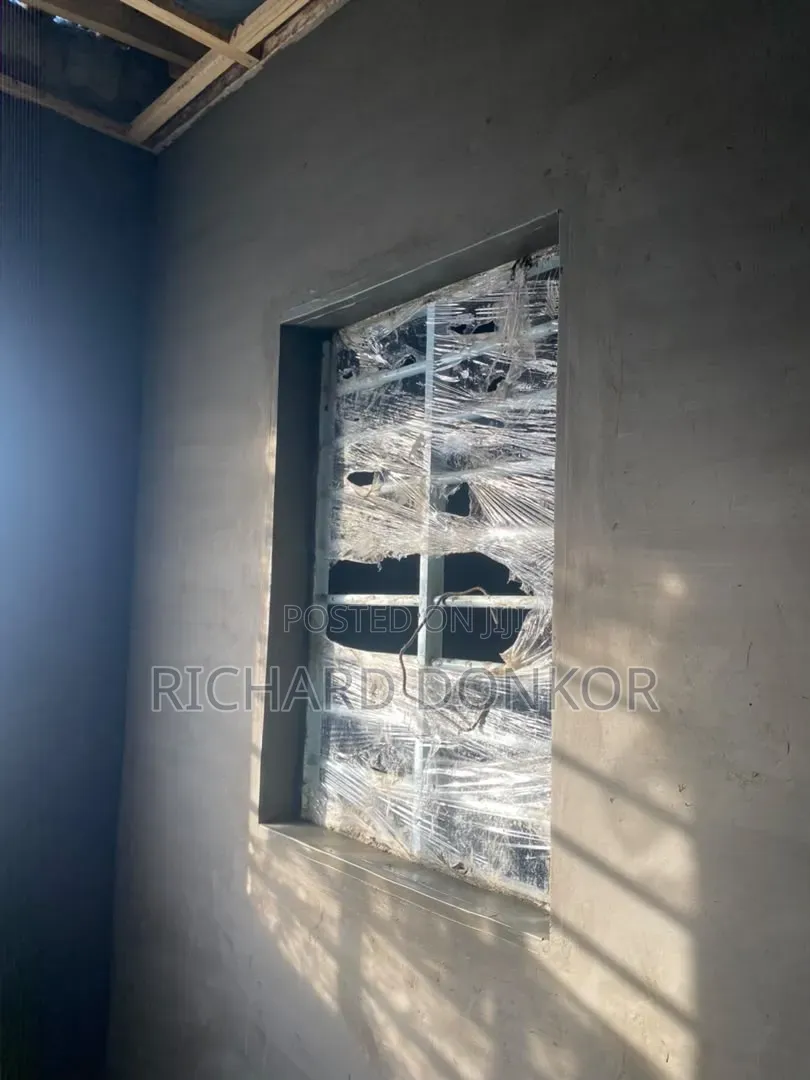 Professional Mason