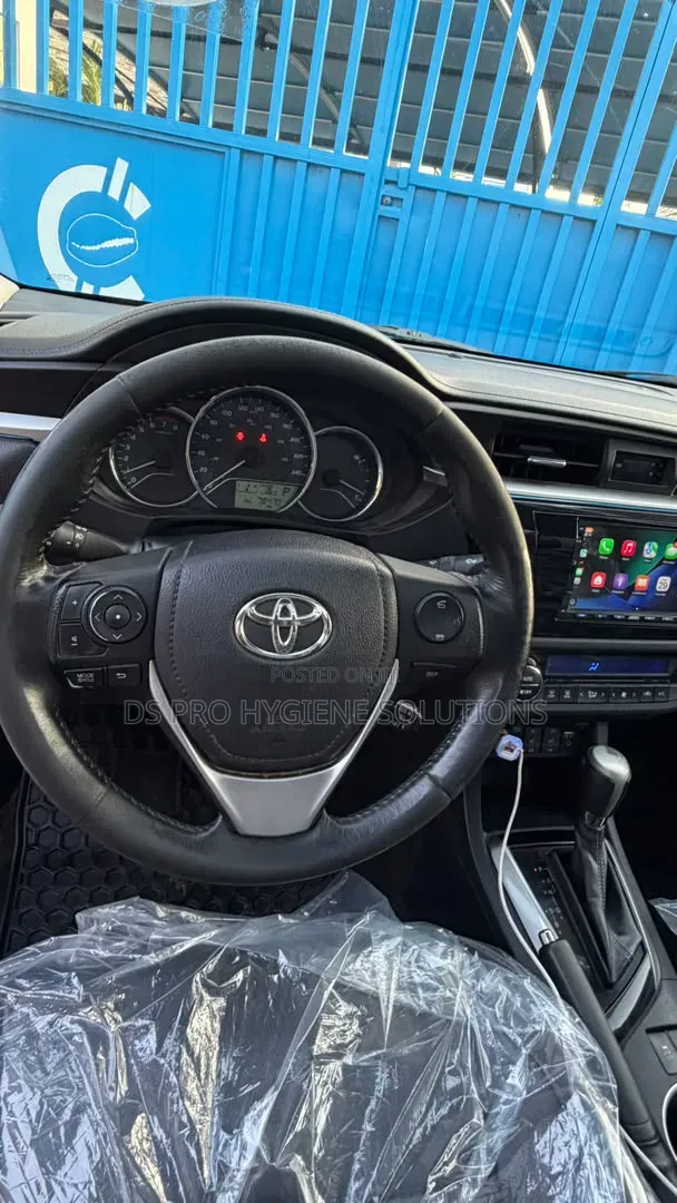Toyota Corolla 2015 Black