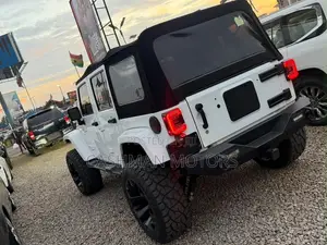 Jeep Wrangler Sahara 4x4 2017 White