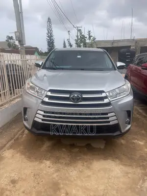Toyota Highlander 2019 Silver