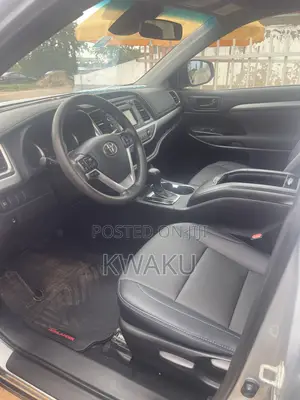 Toyota Highlander 2019 Silver