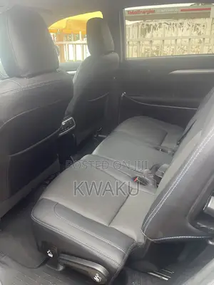 Toyota Highlander 2019 Silver