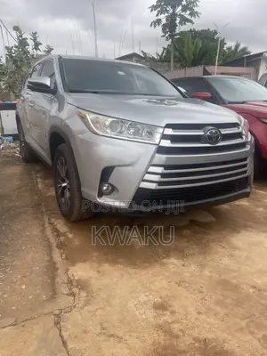 Toyota Highlander 2019 Silver