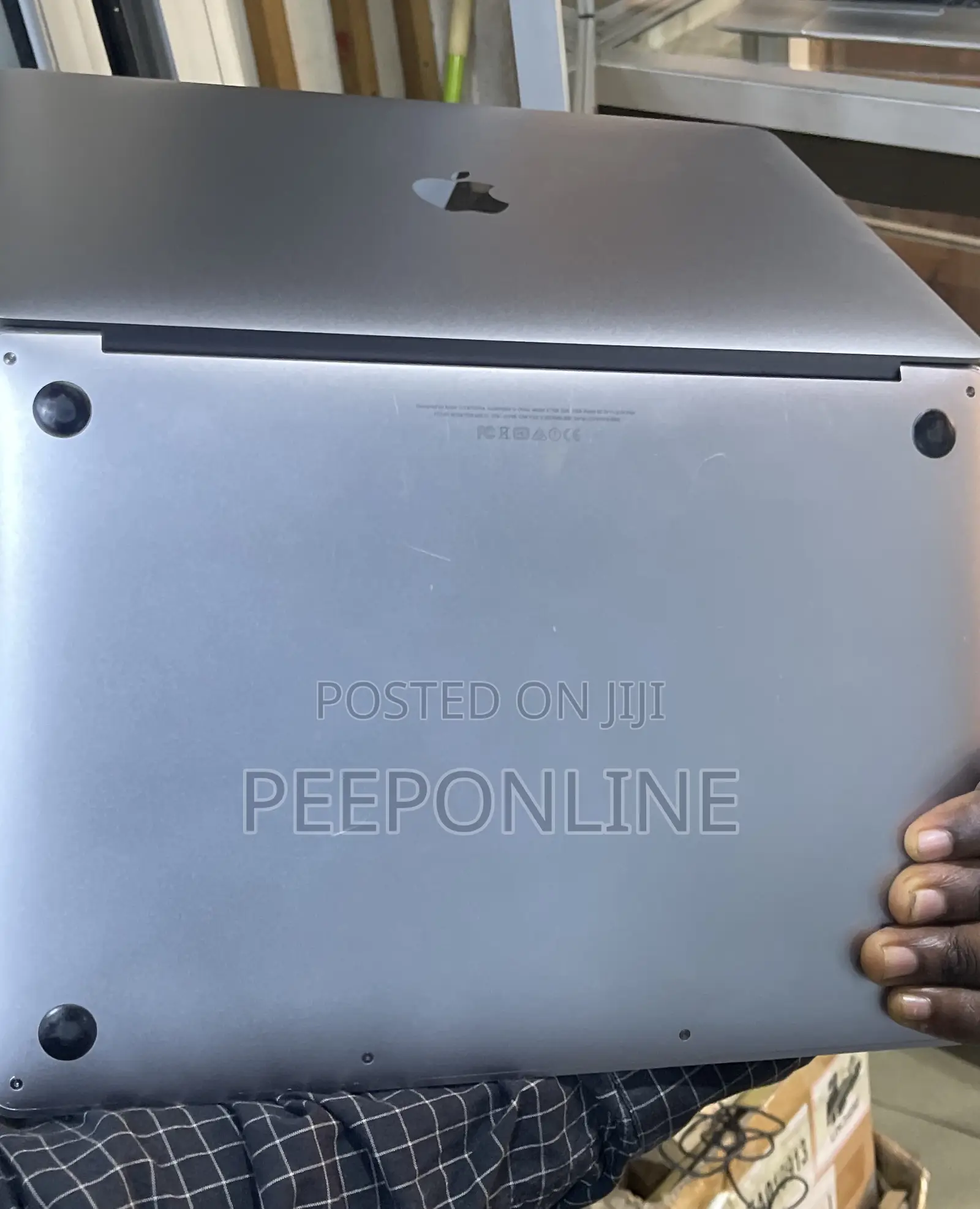 Laptop Apple MacBook Pro 2017 16GB Intel Core i7 SSHD (Hybrid) 512GB