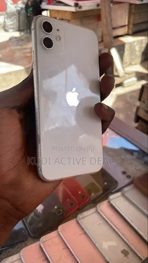Apple iPhone 11 128 GB White