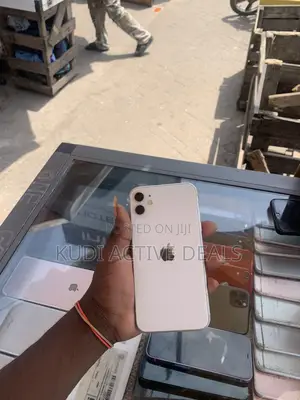 Apple iPhone 11 128 GB White