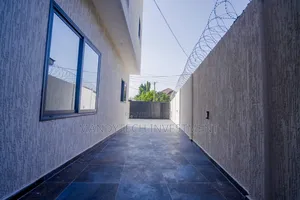 1bdrm Apartment in Lake Side Estate for rent