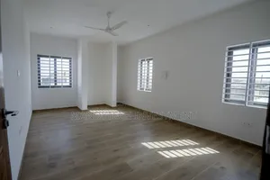 1bdrm Apartment in Lake Side Estate for rent