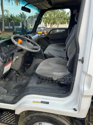 Hyundai Mighty 2. 3.5Tons