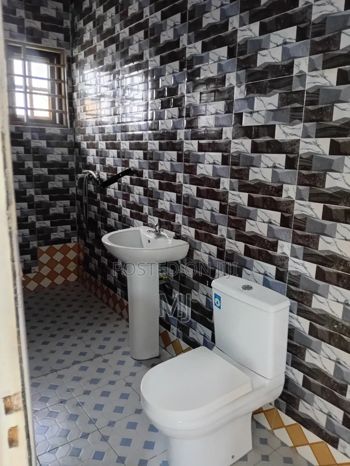 1bdrm Apartment in Mje, School Junction for rent