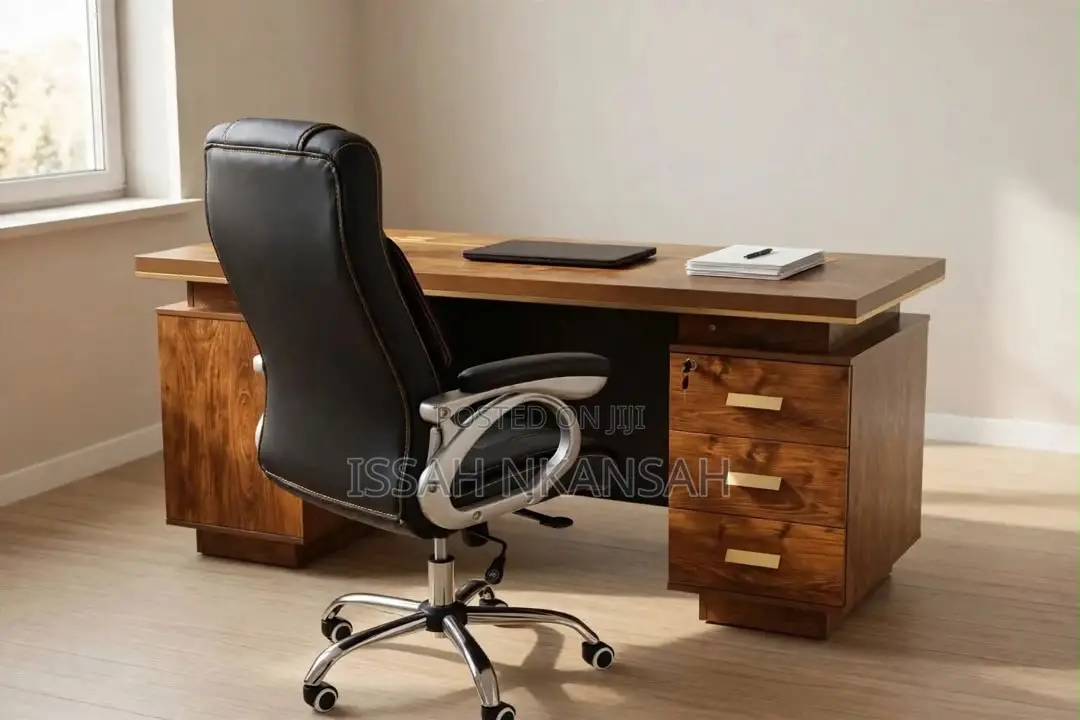 1.4 Mitters Executive Office Furniture