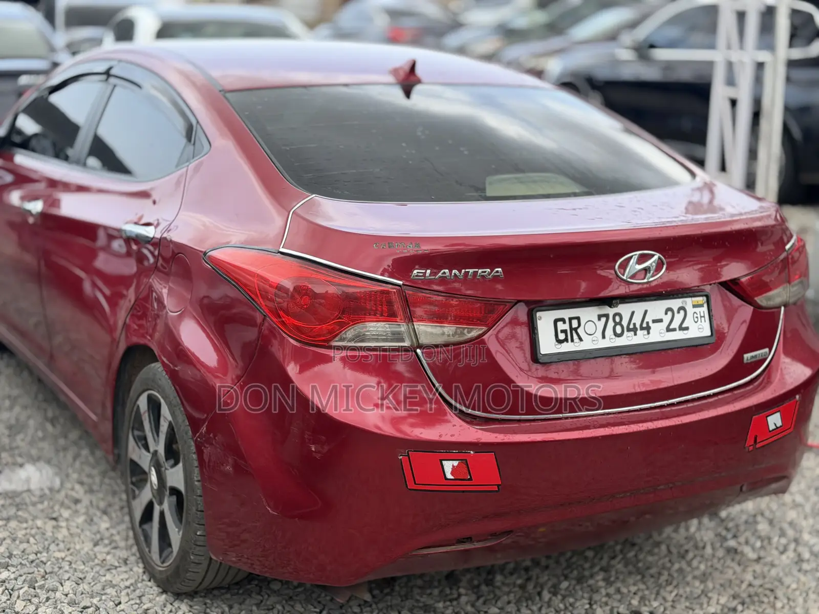 Hyundai Elantra Limited Sedan FWD (1.8L 4cyl 6A) 2013 Burgundy