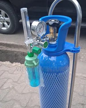 Oxygen Cylinder 10ltrs With Flow Meter and Trolley