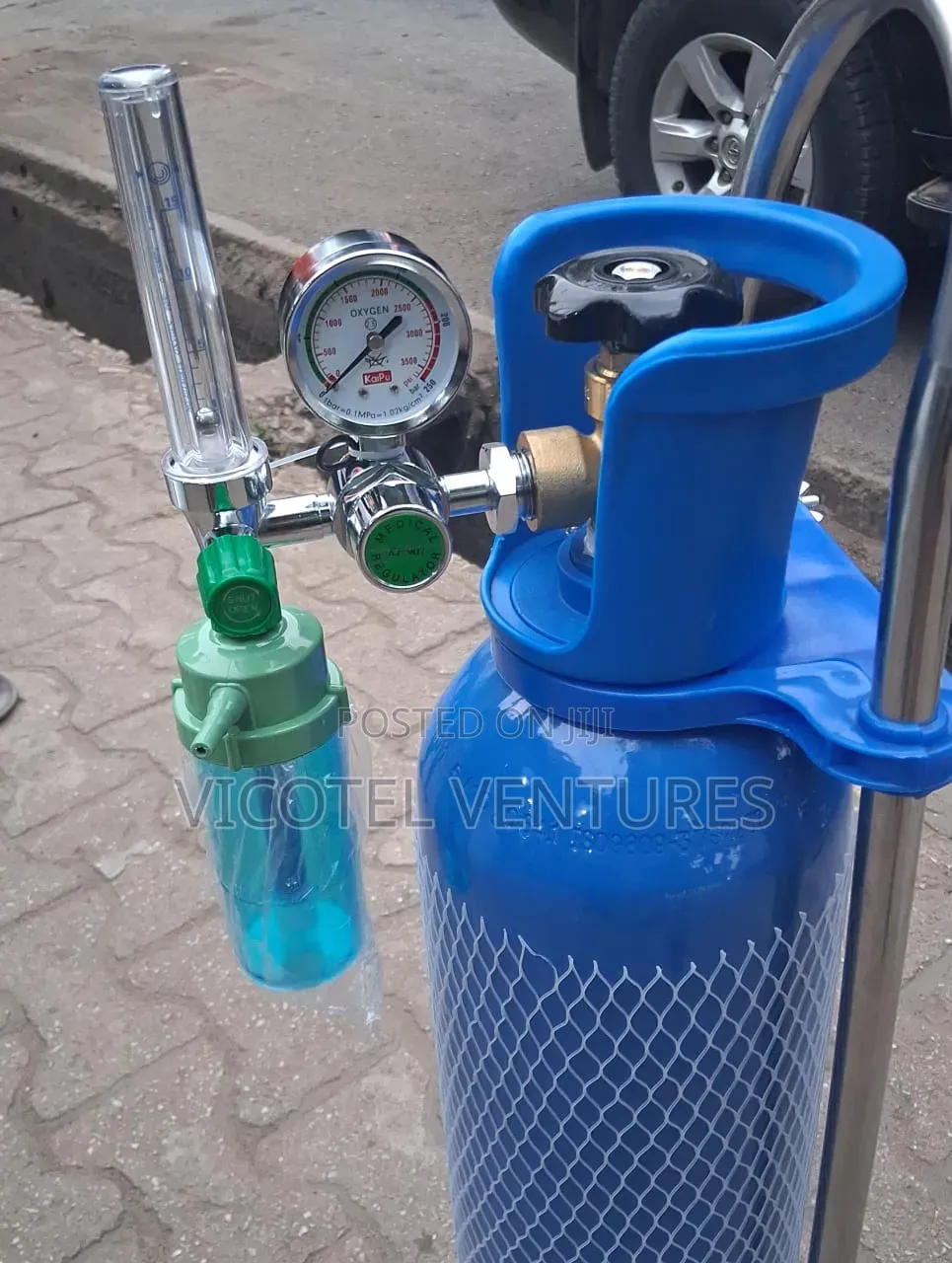 Oxygen Cylinder 10ltrs With Flow Meter and Trolley