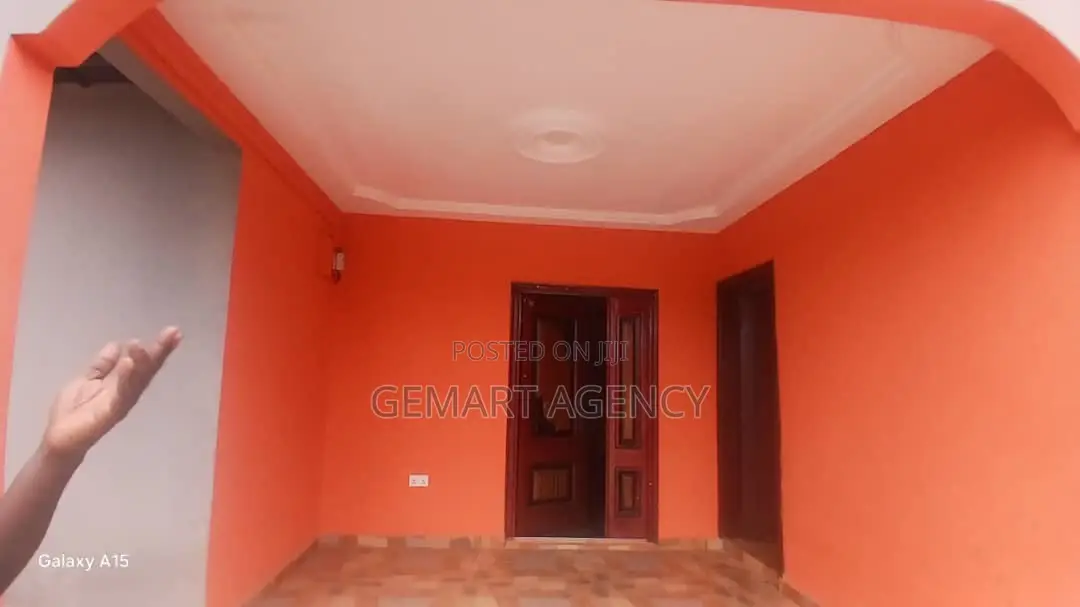 2bdrm Apartment in Taifa Mr Agyei for rent