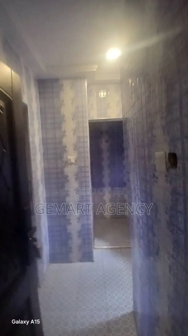 2bdrm Apartment in Taifa Mr Agyei for rent