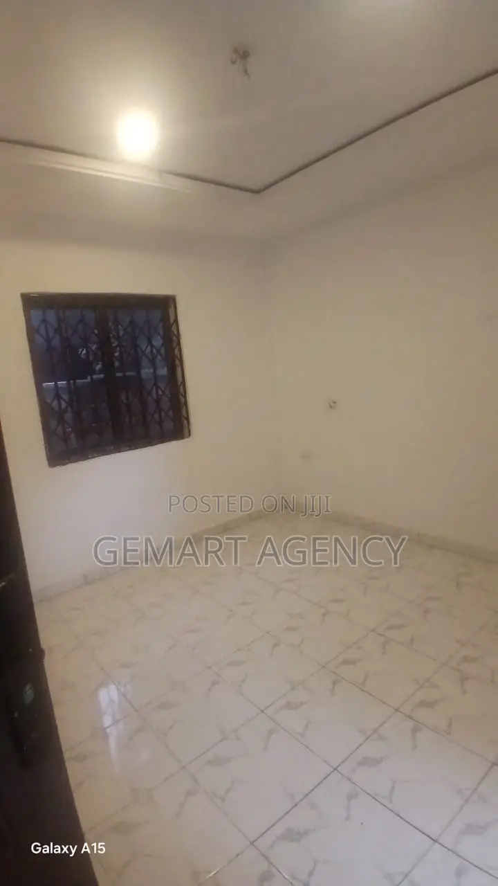 2bdrm Apartment in Taifa Mr Agyei for rent