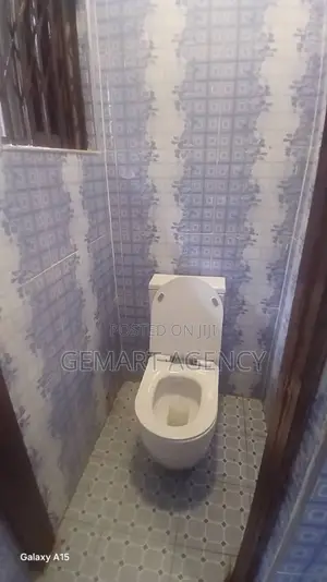 2bdrm Apartment in Taifa Mr Agyei for rent