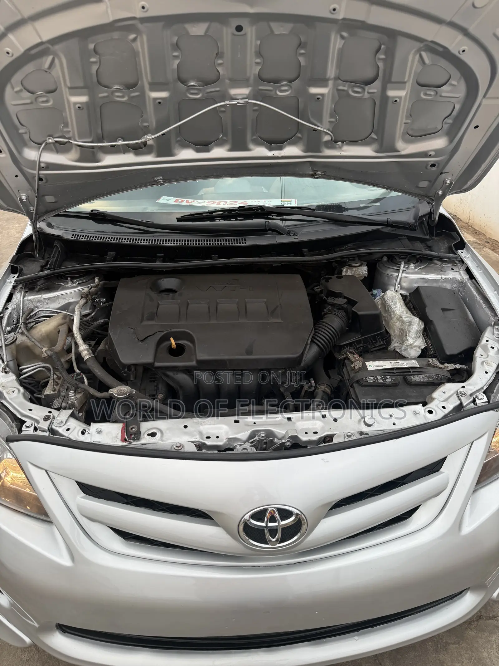 Toyota Corolla S 4dr Sedan (1.8L 4cyl 4A) 2013 Silver
