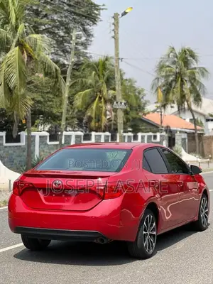 Toyota Corolla 2017 Red