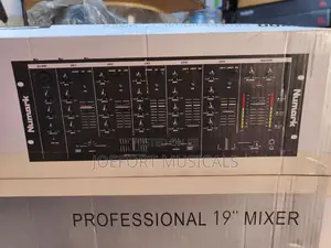 Cm 200 Professional Dj Mixer