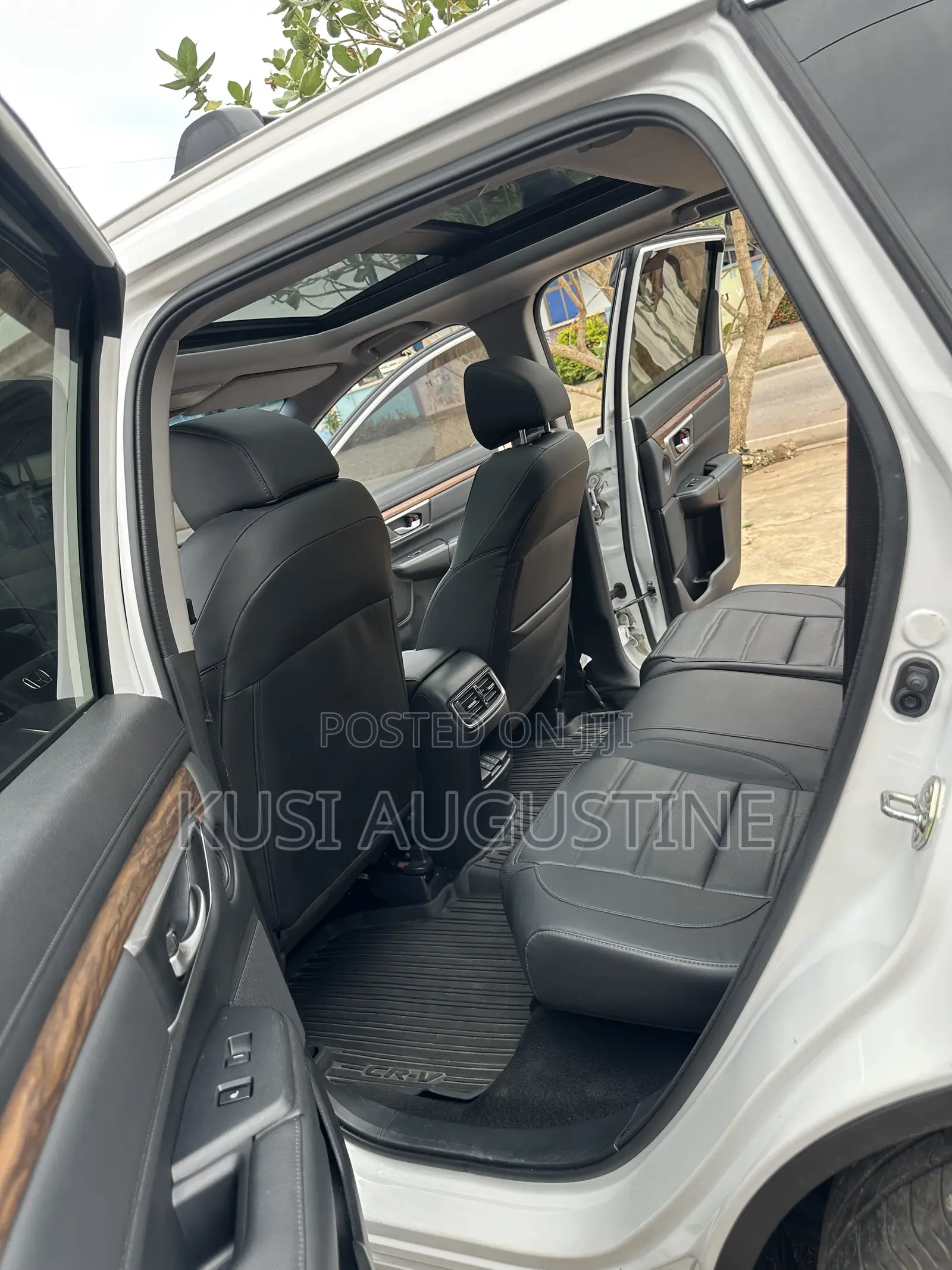 Honda CR-V Touring AWD 2019 White