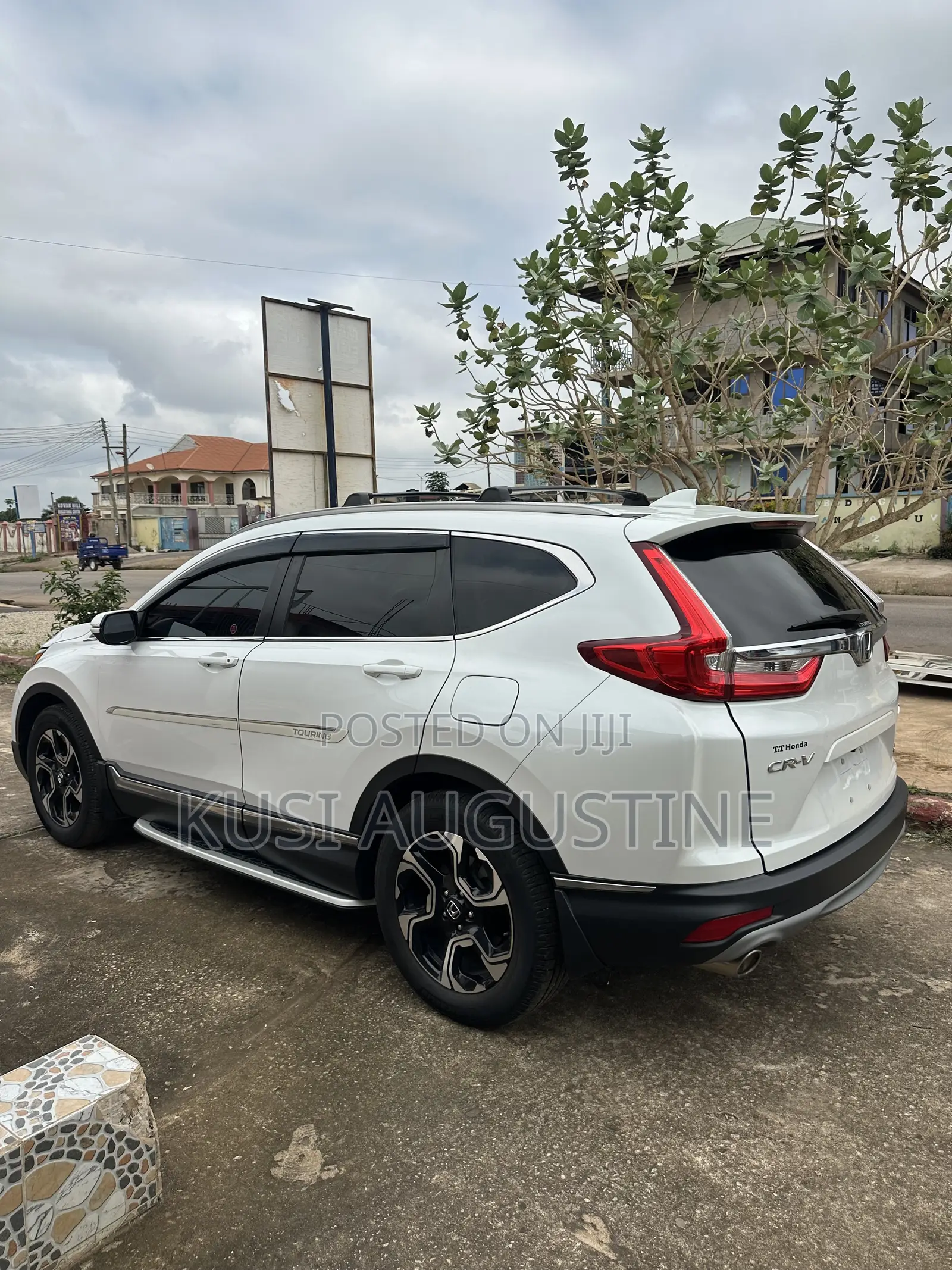 Honda CR-V Touring AWD 2019 White
