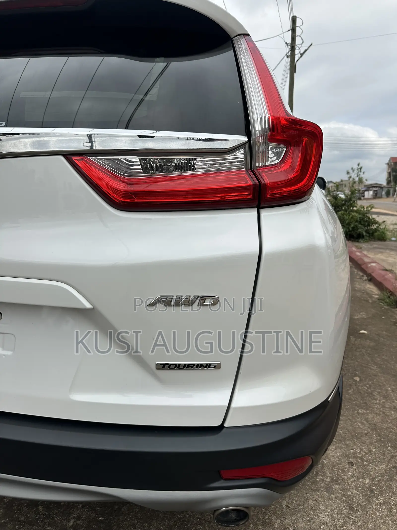Honda CR-V Touring AWD 2019 White