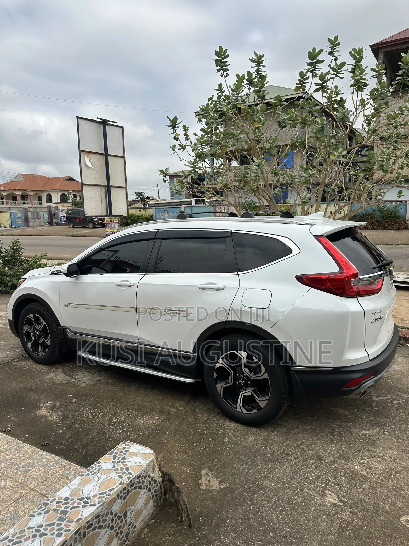 Honda CR-V Touring AWD 2019 White