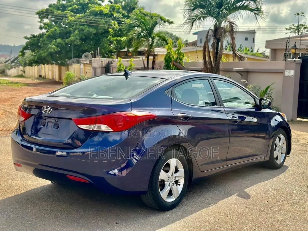 Hyundai Elantra 2013 Blue