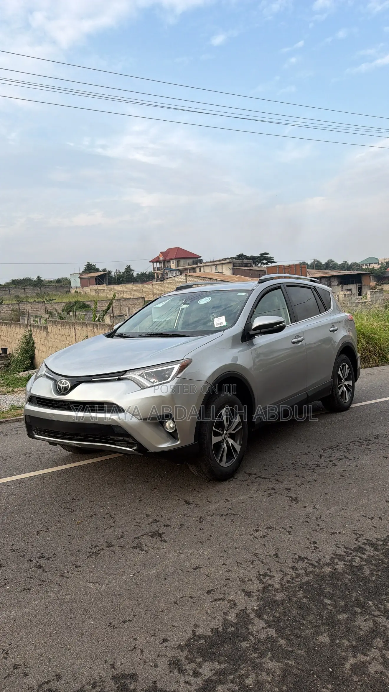 Toyota RAV4 XLE AWD (2.5L 4cyl 6A) 2017 Silver