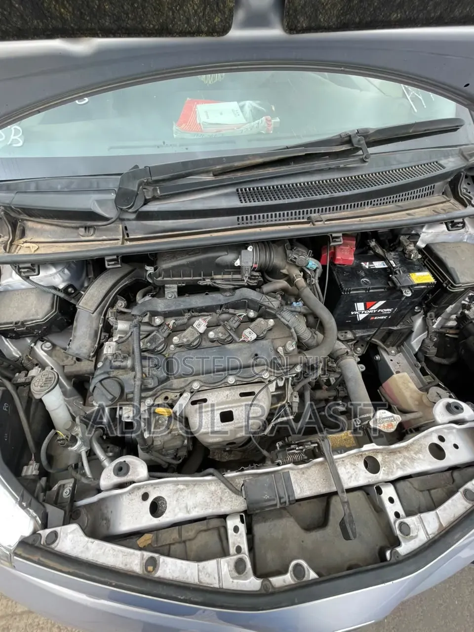 Toyota Vitz 1.3 FWD 5dr 2012 Silver