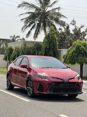 Toyota Corolla 2017 Red