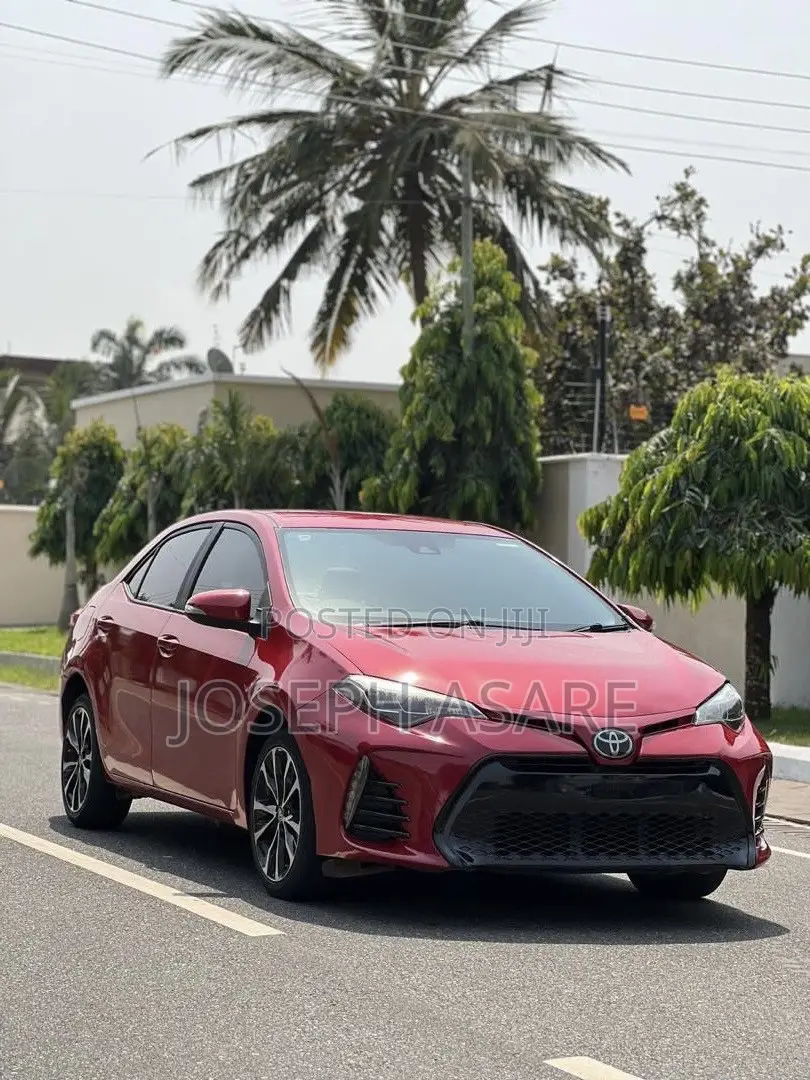 Toyota Corolla 2017 Red