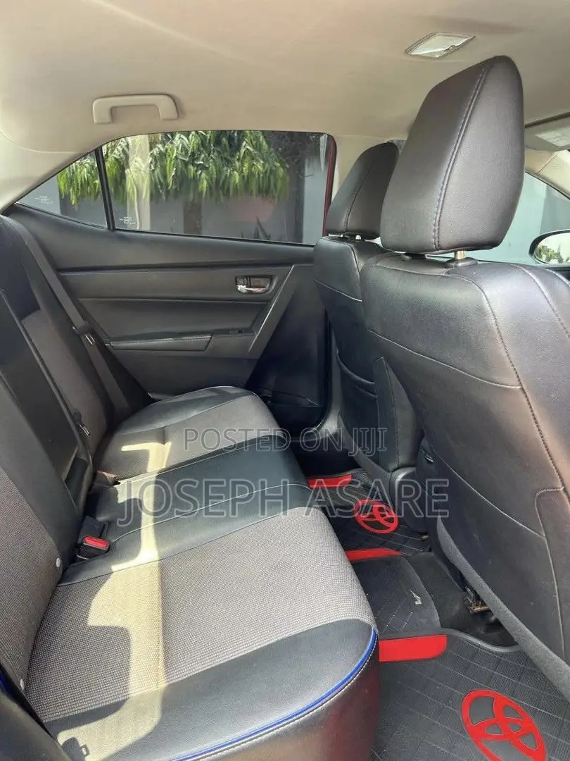 Toyota Corolla 2017 Red